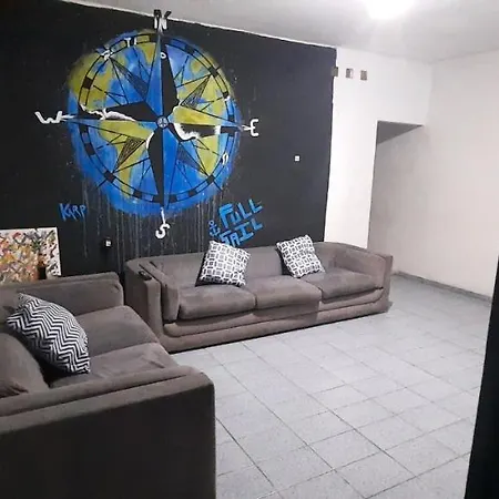 Albergue Full Sail *